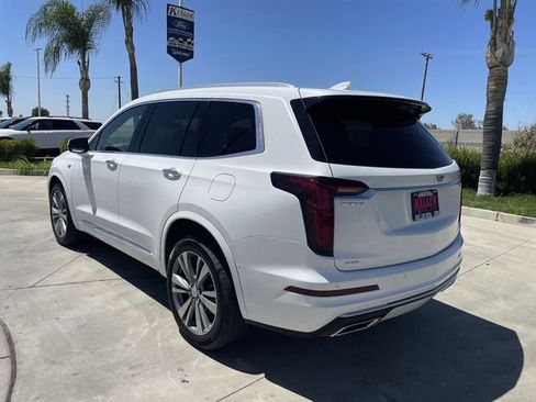 Used 2024 Cadillac XT6 Premium Luxury w/ Technology Package AWD/4WD image 6