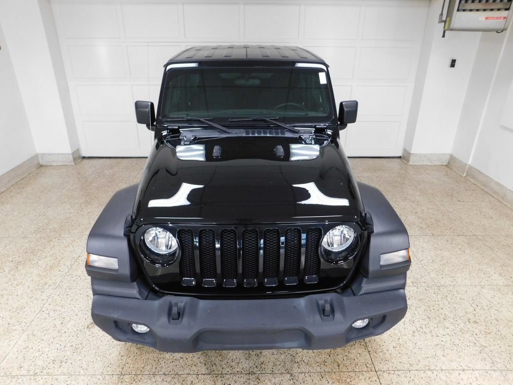 Used 2021 Jeep Wrangler Sport AWD/4WD image 13