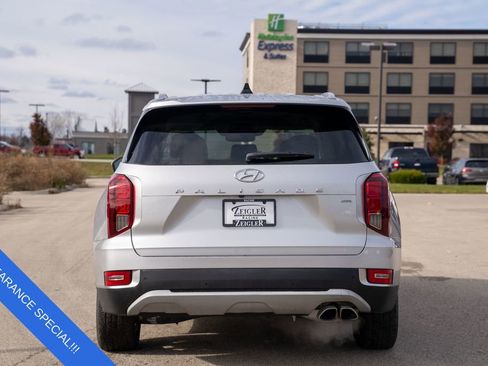 Certified 2022 Hyundai Palisade SEL w/ 8P Bench Seat Package image 6