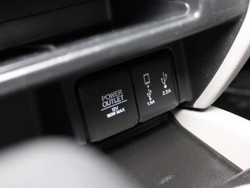 Used 2017 Honda Pilot EX image 18