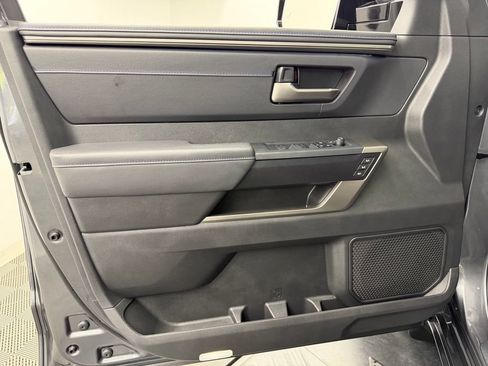 Used 2026 Toyota Sequoia Platinum AWD/4WD image 19