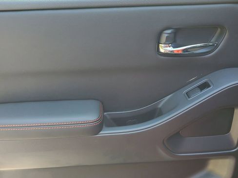 New 2025 Nissan Frontier PRO-4X w/ Pro Premium Package image 9