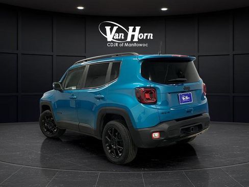Used 2020 Jeep Renegade Altitude image 3