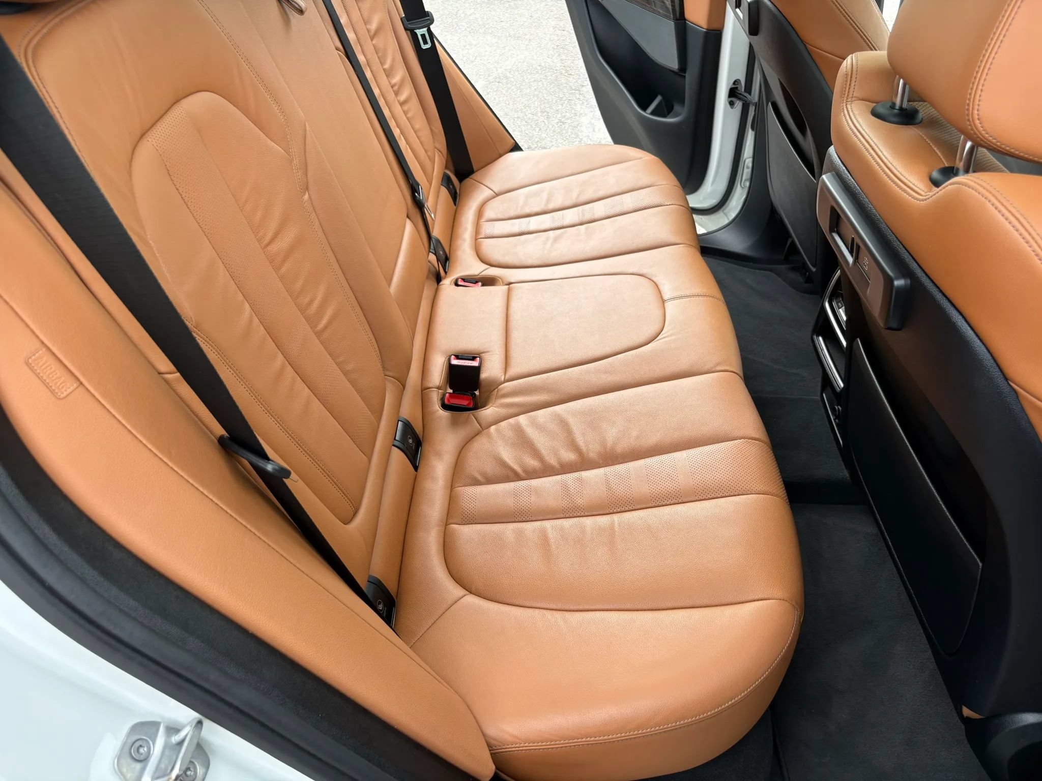 Used 2019 BMW X5 xDrive40i w/ Premium Package AWD/4WD image 23