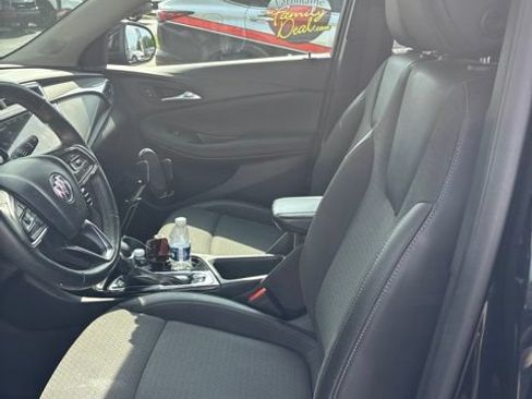 Used 2023 Buick Encore GX Select w/ Sport Touring Package FWD image 4