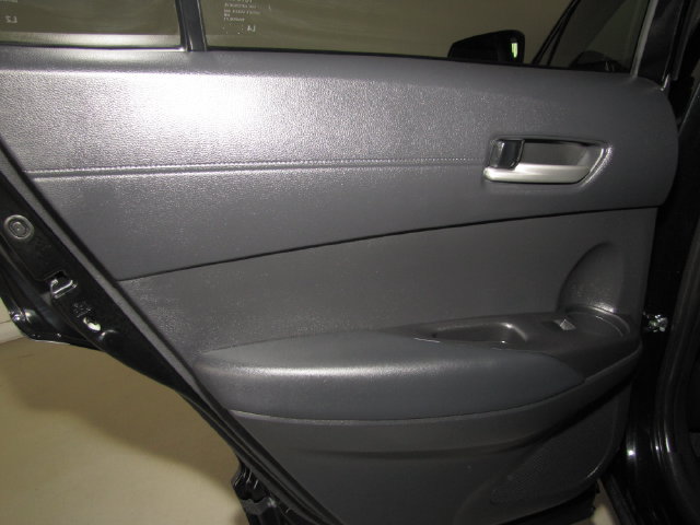 Used 2026 Toyota Corolla Cross XLE w/ Convenience Package FWD image 37