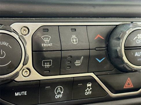 Used 2021 Jeep Wrangler Unlimited Rubicon image 18