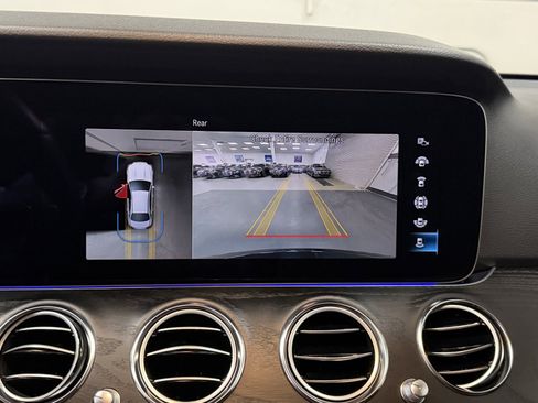 Used 2023 Mercedes-Benz E 350 Sedan image 33