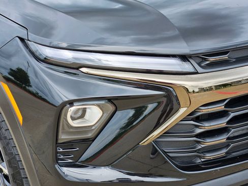 Certified 2025 Chevrolet TrailBlazer ACTIV w/ Driver Confidence Package FWD image 9