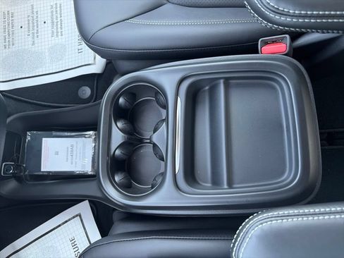 New 2027 Chrysler Pacifica Select FWD image 24