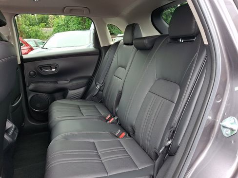 Certified 2024 Honda HR-V EX-L image 8