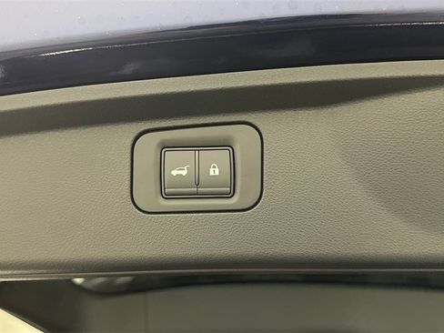 New 2025 Nissan Armada Platinum Reserve image 27