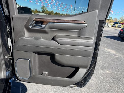 Used 2024 GMC Sierra 1500 Elevation w/ LPO, GMC Protection Package image 21