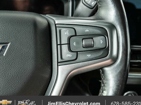 Used 2022 Chevrolet Silverado 1500 LT AWD/4WD image 11
