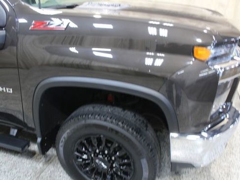 Used 2021 Chevrolet Silverado 3500 LT w/ Convenience Package image 12