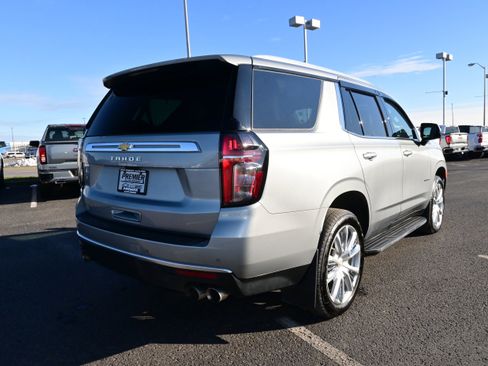 Used 2024 Chevrolet Tahoe High Country image 5