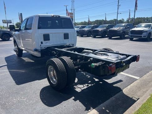 New 2026 RAM 3500 Big Horn AWD/4WD image 21
