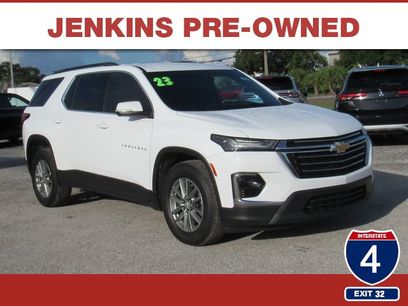 Used 2023 Chevrolet Traverse LT