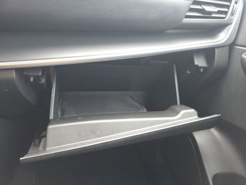 Used 2024 Nissan Rogue S image 22