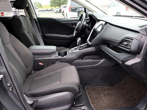 Used 2025 Subaru Outback Premium AWD/4WD image 21