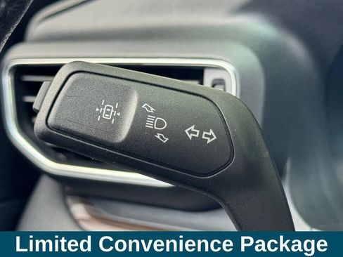 Used 2022 Ford Explorer Limited w/ Limited Technology Package AWD/4WD image 11