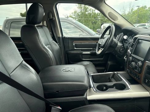 Used 2017 RAM 2500 Laramie w/ Sport Appearance Group AWD/4WD image 6