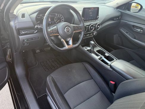 Used 2020 Nissan Sentra SV image 9