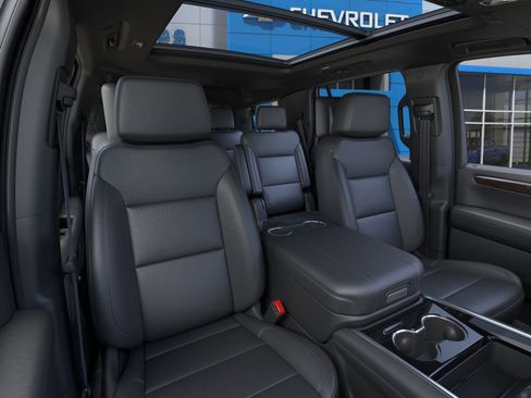 New 2026 Chevrolet Tahoe Z71 w/ Z71 Off-Road Package AWD/4WD image 17