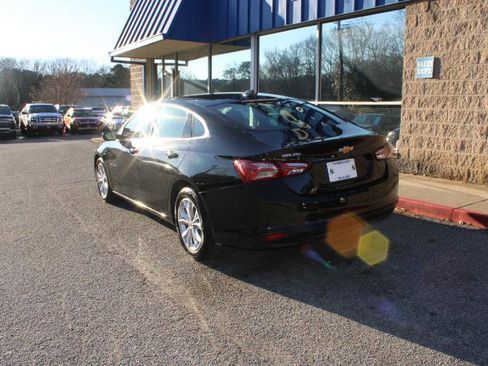 Used 2021 Chevrolet Malibu LT FWD image 6