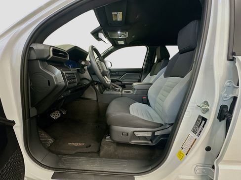 Used 2025 Toyota 4Runner TRD Sport image 13