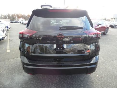 New 2026 Nissan Rogue SV w/ Rock Creek Premium Package AWD/4WD image 4