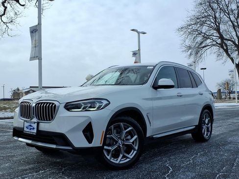 Used 2024 BMW X3 xDrive30i image 3