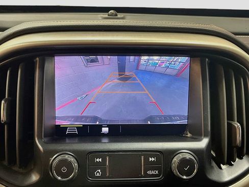Used 2022 GMC Canyon Denali AWD/4WD image 14