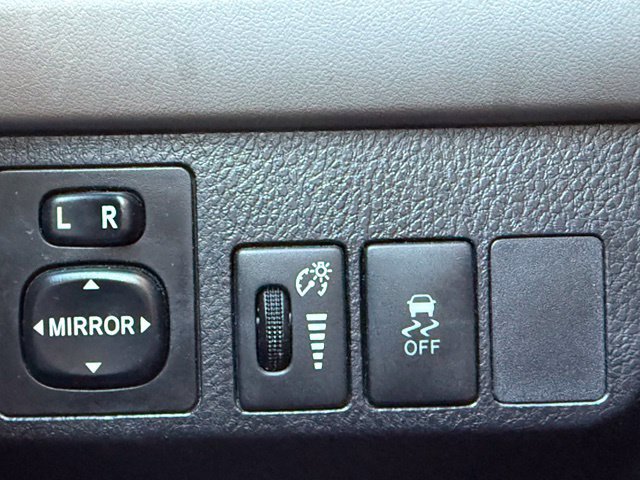 Used 2014 Toyota RAV4 LE AWD/4WD image 19
