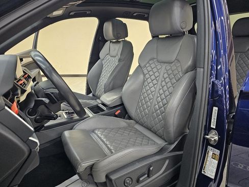 Used 2018 Audi SQ5 Prestige w/ Prestige Package AWD/4WD image 18
