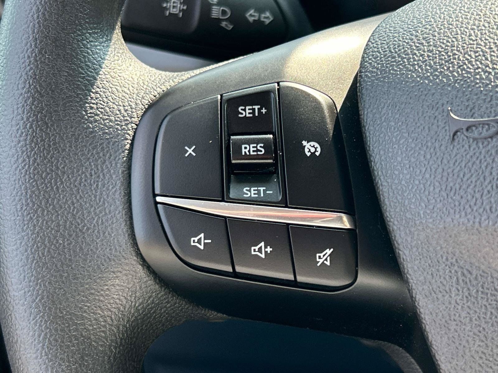 Used 2025 Ford Maverick XL FWD image 28