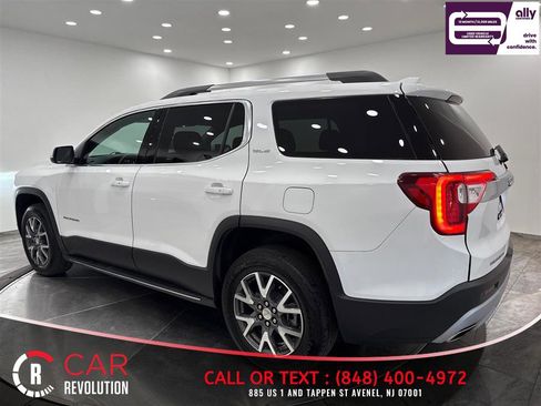 Used 2023 GMC Acadia SLE w/ Driver Convenience Package FWD image 5