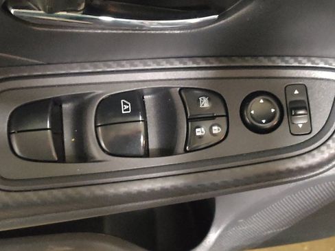 Used 2024 Nissan Versa SV w/ Trunk Package FWD image 27