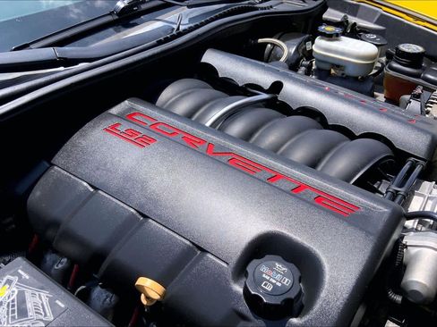 Used 2006 Chevrolet Corvette Coupe RWD image 26