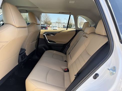 Used 2024 Toyota RAV4 Limited image 28