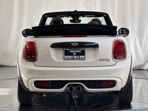Used 2020 MINI Cooper S FWD image 9