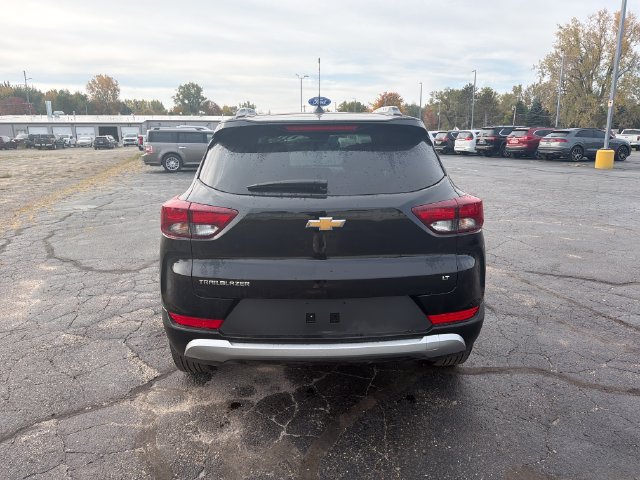 Used 2026 Chevrolet TrailBlazer LT FWD image 7