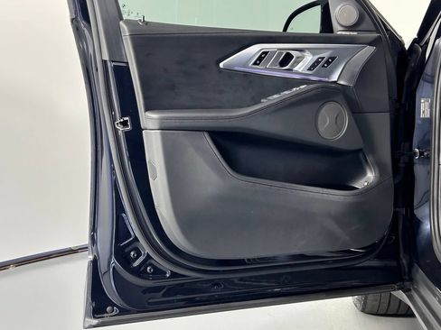 Used 2023 BMW XM AWD/4WD image 41