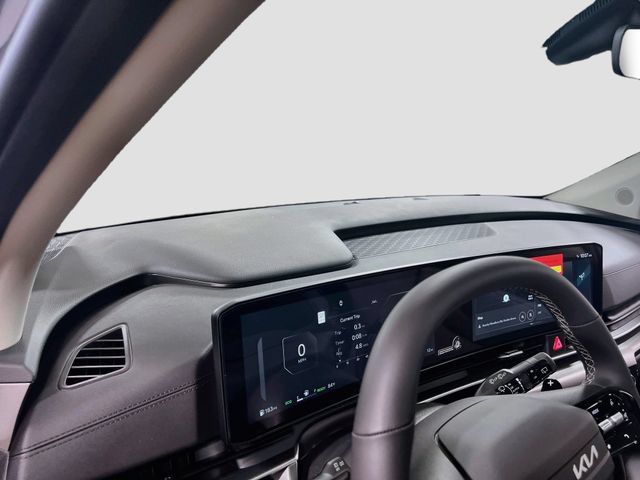 New 2027 Kia Carnival SX w/ Dark Edition Package FWD image 9
