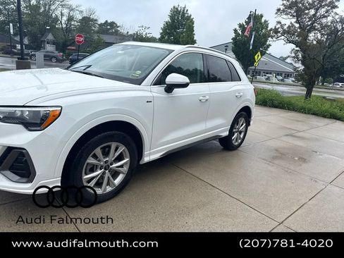 Used 2022 Audi Q3 2.0T Premium w/ Convenience Package AWD/4WD image 17
