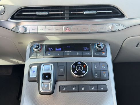 Used 2022 Hyundai Palisade Limited AWD/4WD image 27