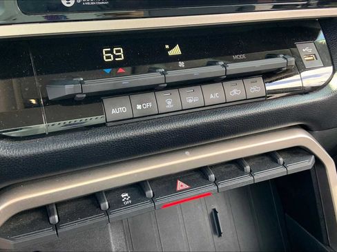 Used 2024 Toyota Tundra SR5 image 32