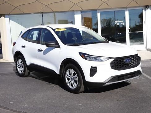 Used 2023 Ford Escape AWD image 1