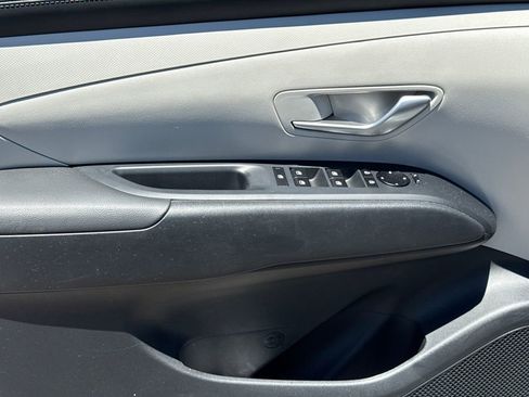 Certified 2025 Hyundai Tucson SEL AWD/4WD image 10