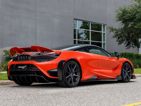 Used 2021 McLaren 765LT RWD image 10